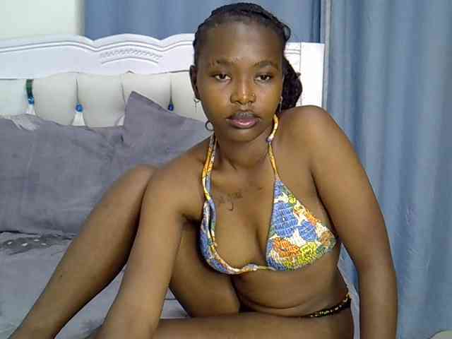 Prettyxoxo webcam