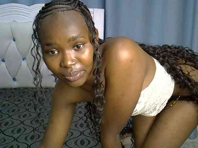 Prettyxoxo webcam