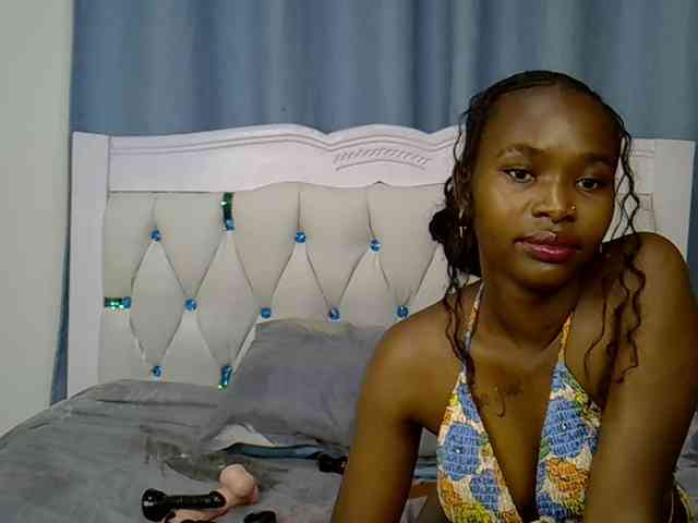 Prettyxoxo webcam