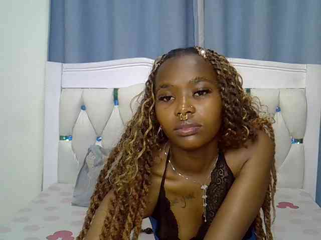 Prettyxoxo webcam