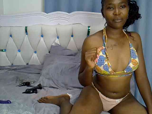 Prettyxoxo webcam
