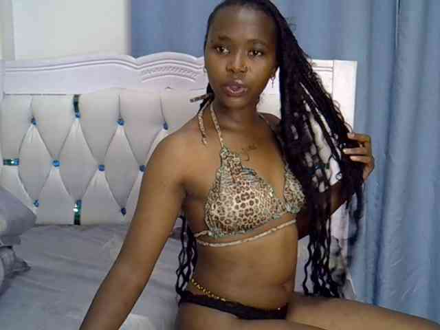 Prettyxoxo webcam