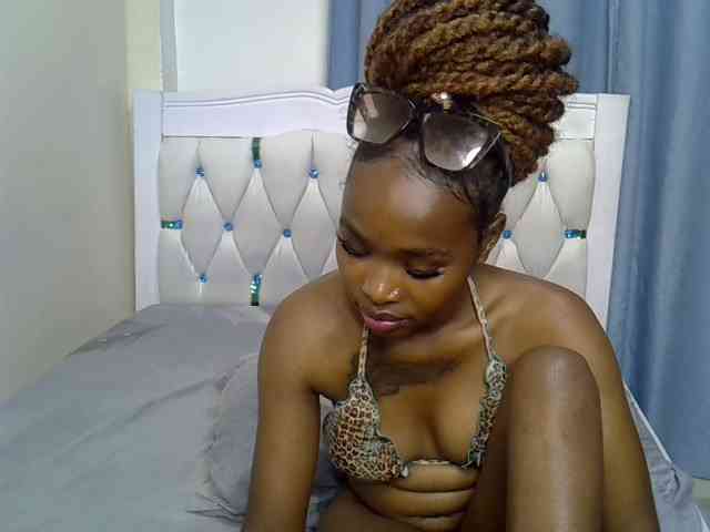 Prettyxoxo webcam