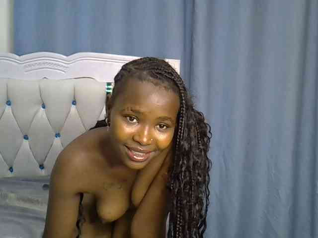 Prettyxoxo webcam
