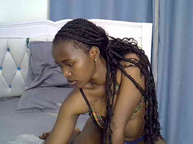 Prettyxoxo webcam