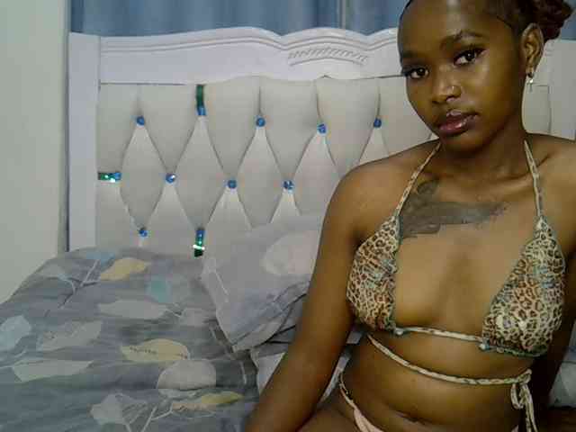 Prettyxoxo webcam