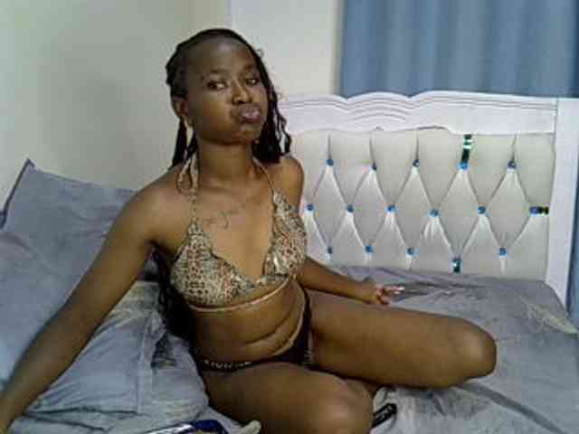 Prettyxoxo webcam