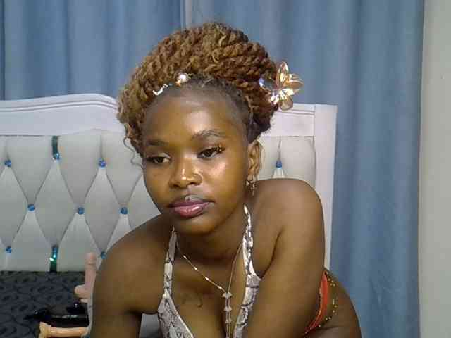 Prettyxoxo webcam