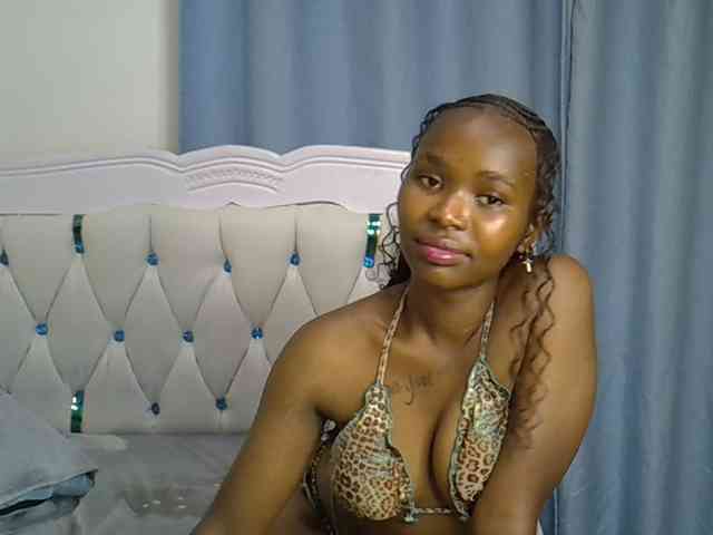 Prettyxoxo webcam