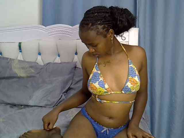 Prettyxoxo webcam