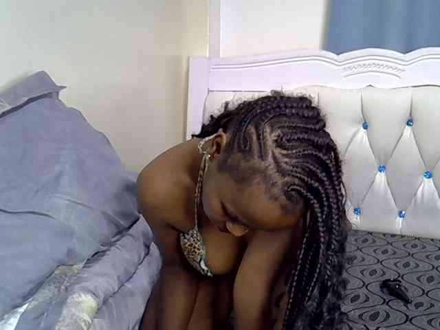 Prettyxoxo webcam