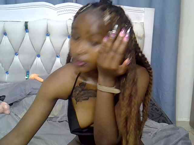 Prettyxoxo webcam