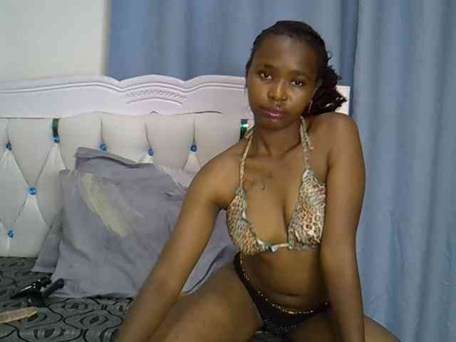 Prettyxoxo webcam
