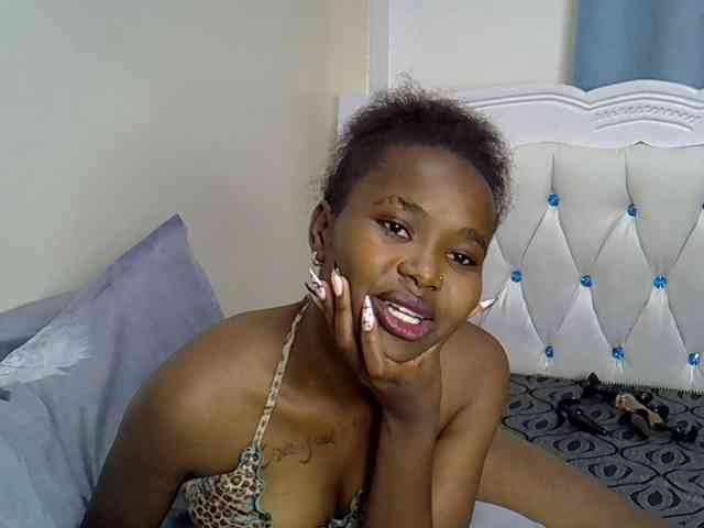Prettyxoxo webcam