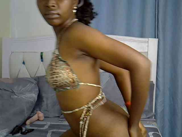 Prettyxoxo webcam