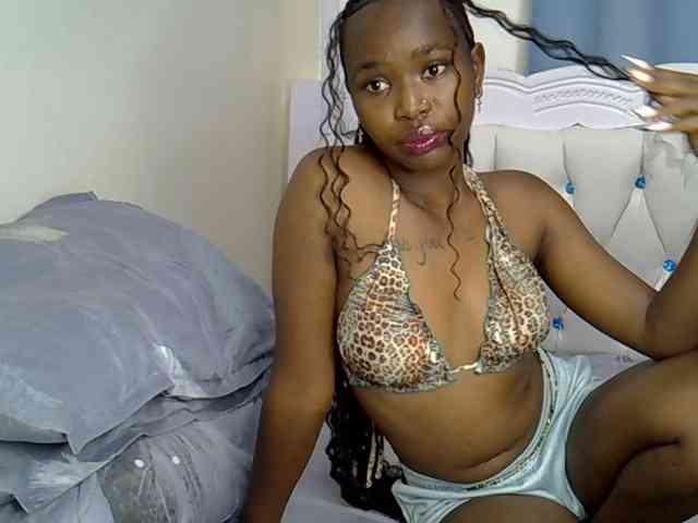 Prettyxoxo webcam