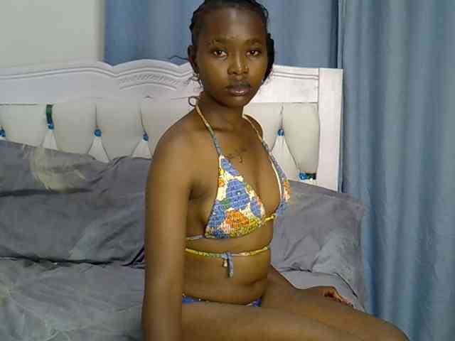 Prettyxoxo webcam