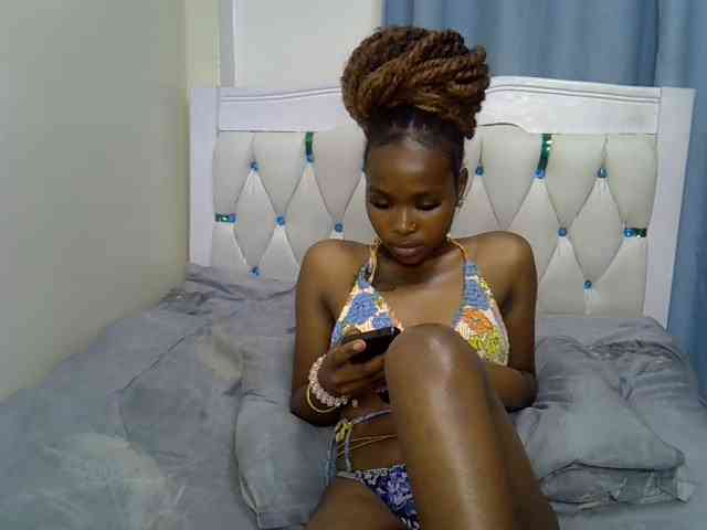 Prettyxoxo webcam