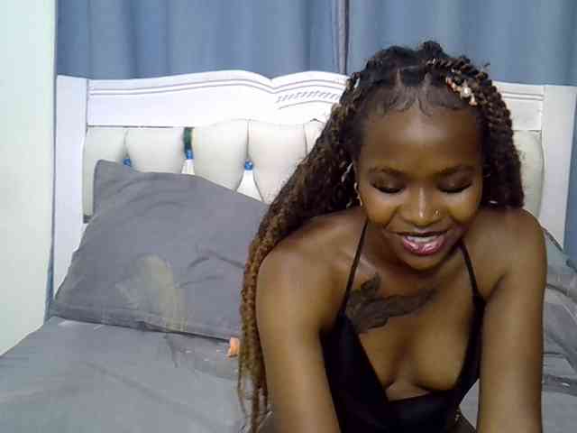 Prettyxoxo webcam