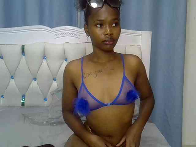 Prettyxoxo webcam