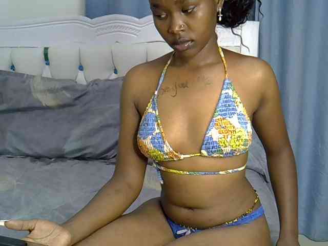 Prettyxoxo webcam