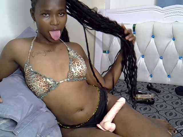 Prettyxoxo webcam