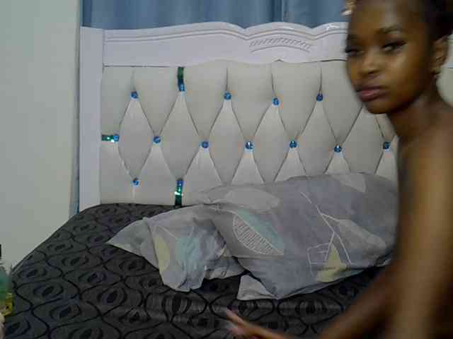 Prettyxoxo webcam