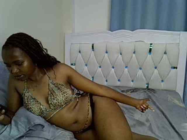 Prettyxoxo webcam