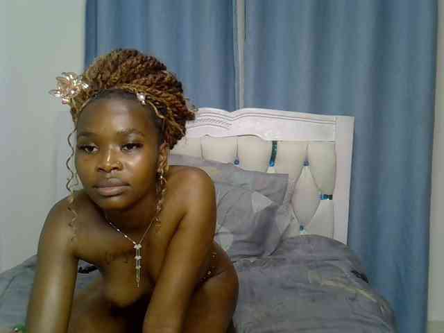 Prettyxoxo webcam