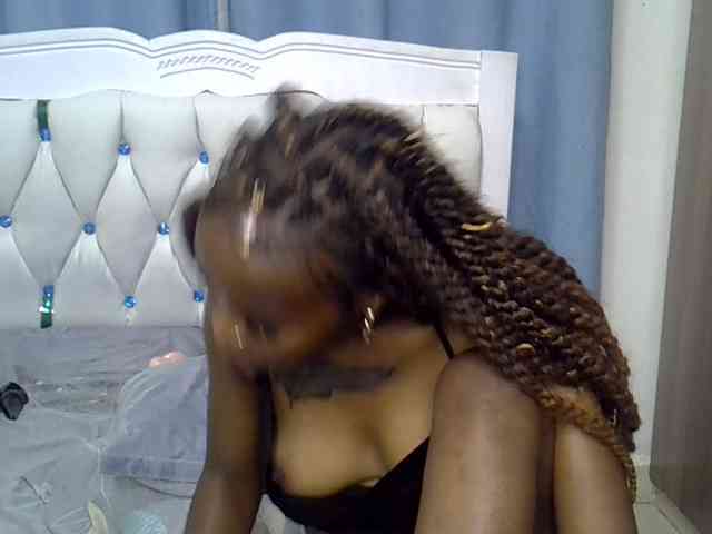 Prettyxoxo webcam