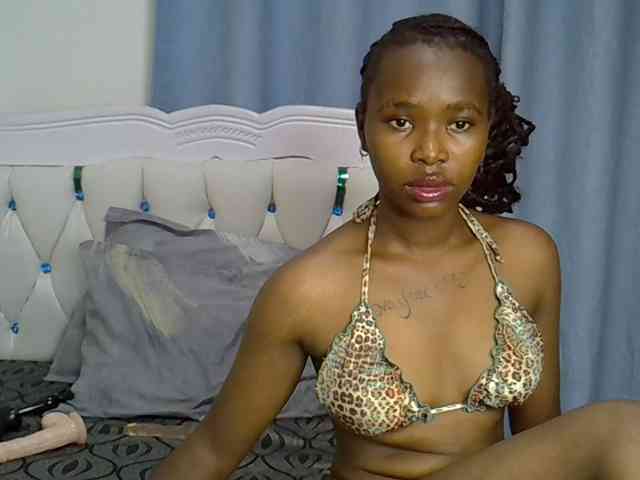 Prettyxoxo webcam