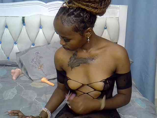 Prettyxoxo webcam