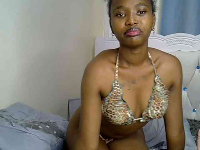 Prettyxoxo webcam