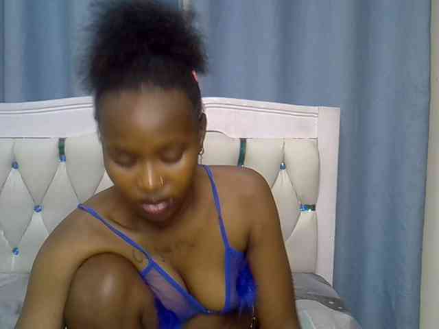 Prettyxoxo webcam