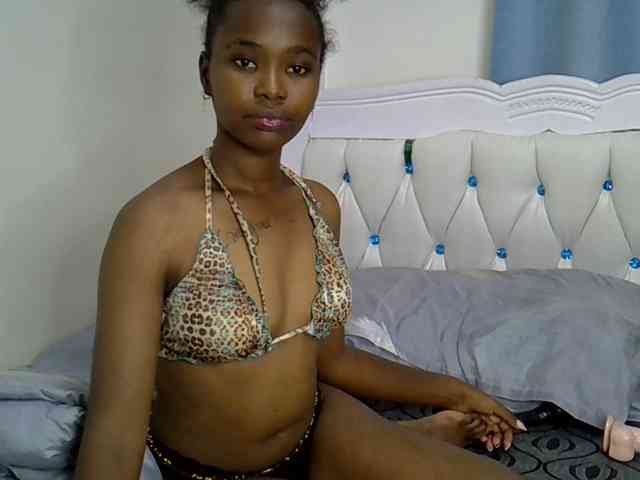 Prettyxoxo webcam