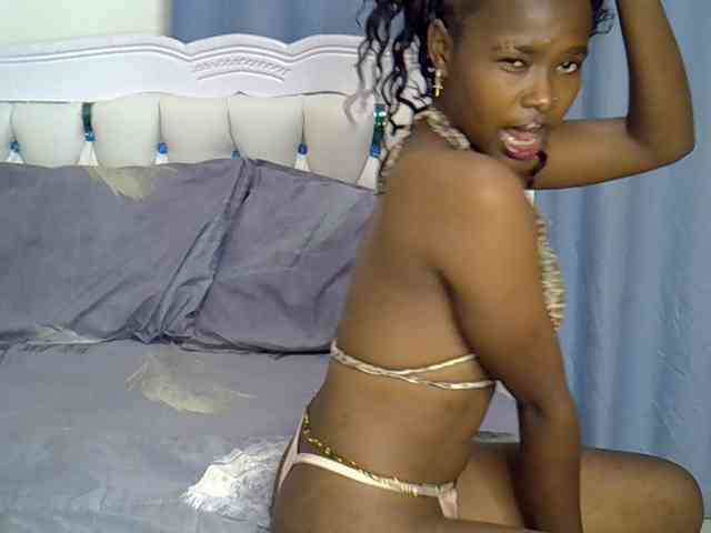 Prettyxoxo webcam