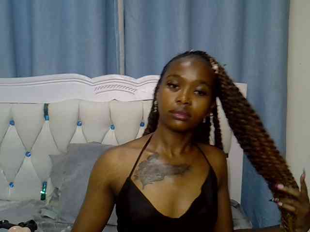 Prettyxoxo webcam