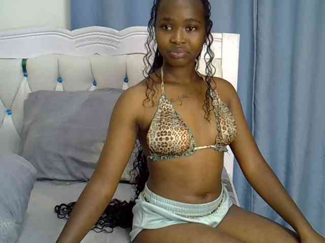 Prettyxoxo webcam