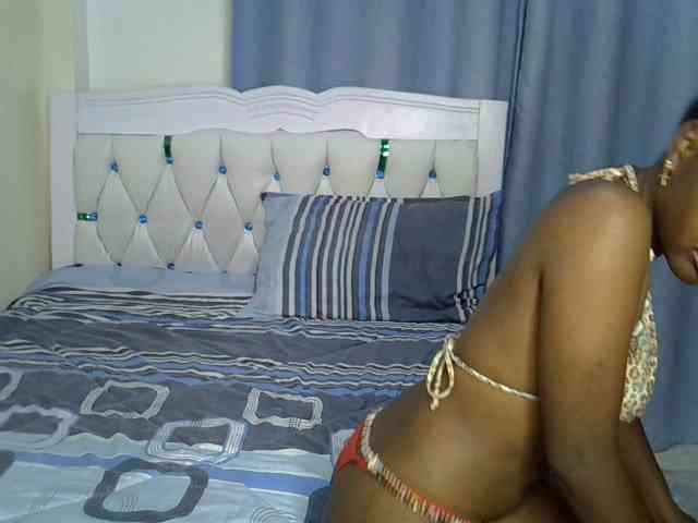 Prettyxoxo webcam