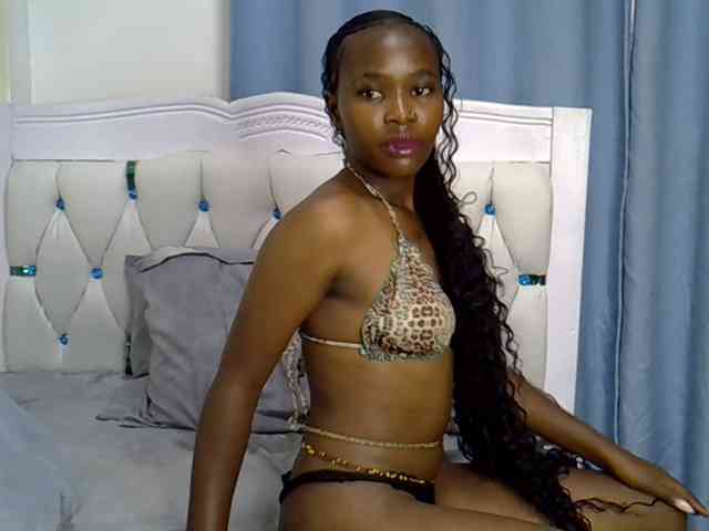 Prettyxoxo webcam