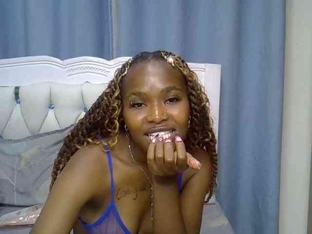 Prettyxoxo webcam