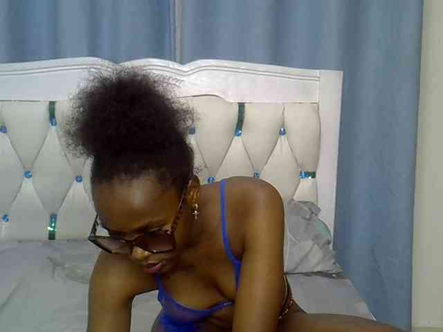 Prettyxoxo webcam