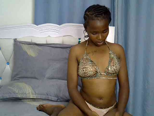 Prettyxoxo webcam
