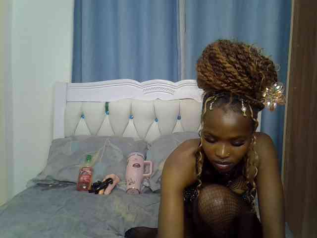 Prettyxoxo webcam