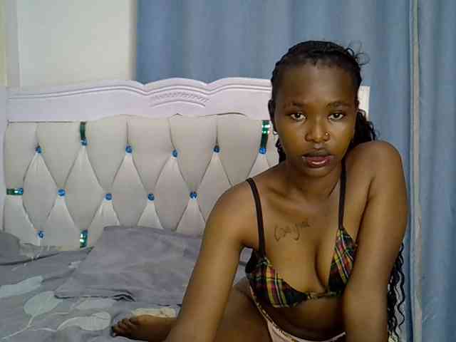 Prettyxoxo webcam