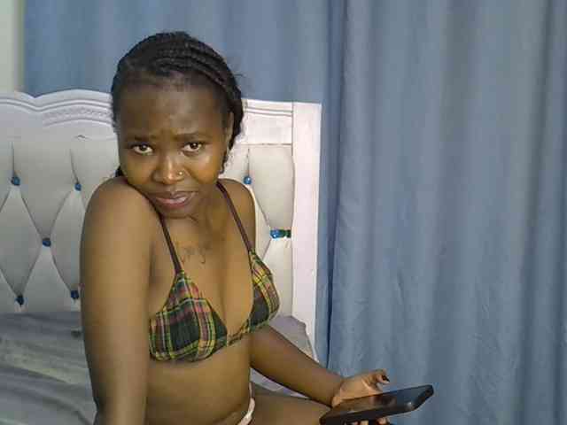 Prettyxoxo webcam