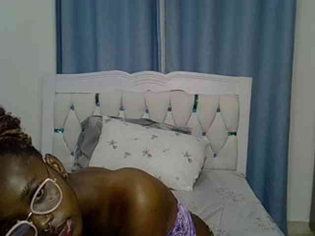 Prettyxoxo webcam