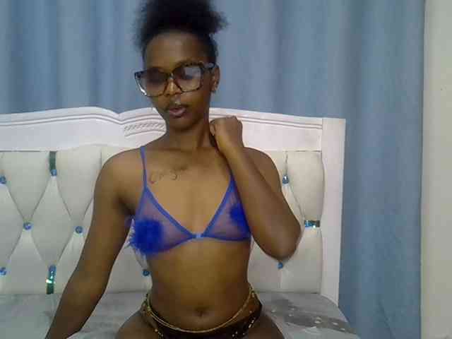 Model: Prettyxoxo
