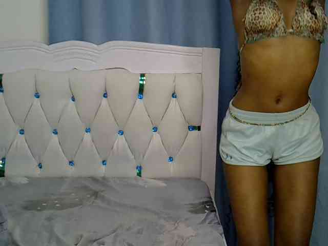 Prettyxoxo webcam