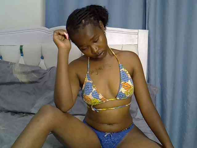 Prettyxoxo webcam